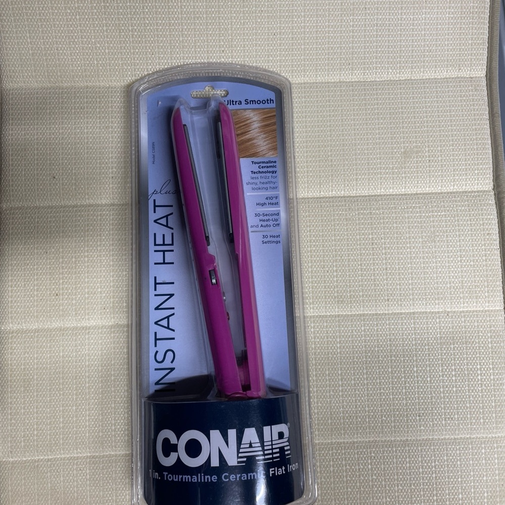 Conair Instant‎ Heat Tourmaline Ceramic Flat Iron